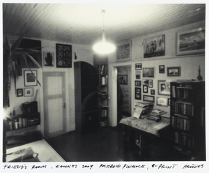 Friend’s Room