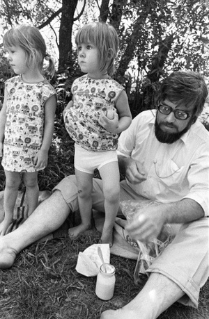 A. Sutkus With Daughters (From the series "Photographers“)