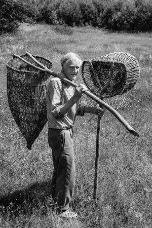Vytautas Petrikas From Kerplašina Is Going For Fishing. Gervėčių Region.