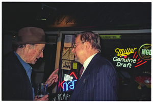 Jonas Mekas ir Vytautas Landsbergis, gatvėje prie AFA, 1994 spalis
